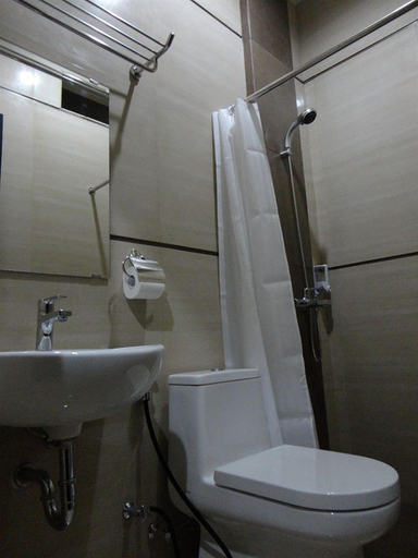 Bathroom 3, Nakula Stay Kuta, Badung