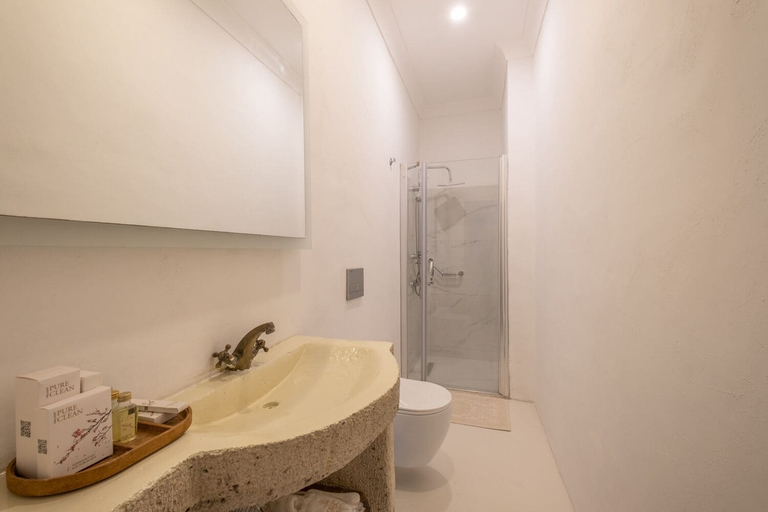 Bathroom 5, Yaso's By The Sea, Çeşme