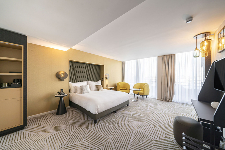 Bedroom 3, La Caserne Chanzy Hotel & Spa, Autograph Collection, Marne