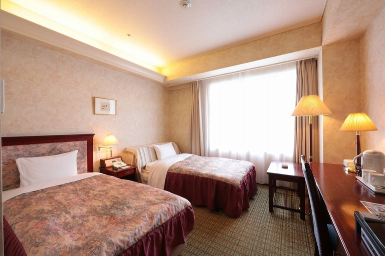 Bedroom 5, Hotel Monarque Tottori, Tottori