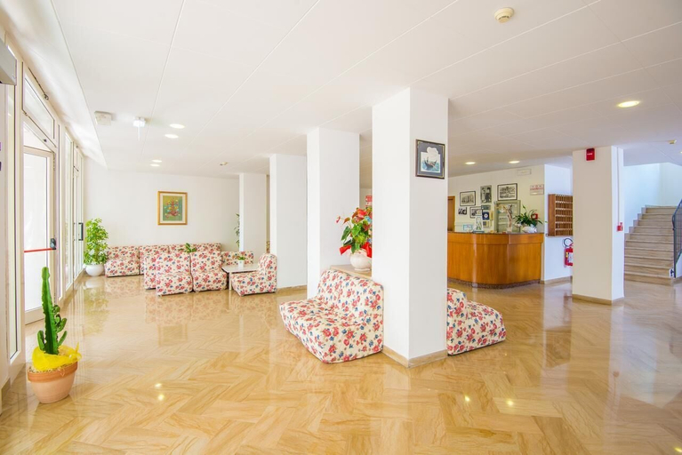 Others 5, Hotel Venezia, Rimini