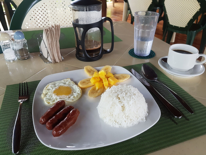 Food & Drinks 5, Eskapo Verde Lodge Moalboal, Badian
