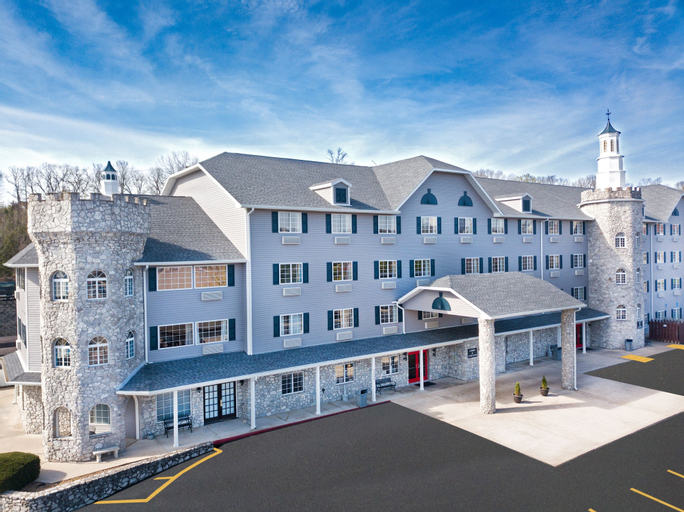 Exterior & Views 1, The Stone Castle Hotel & Conference Center, Taney