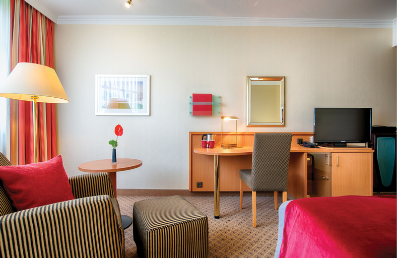 Bedroom 4, Leonardo Hotel Mannheim City Center, Mannheim