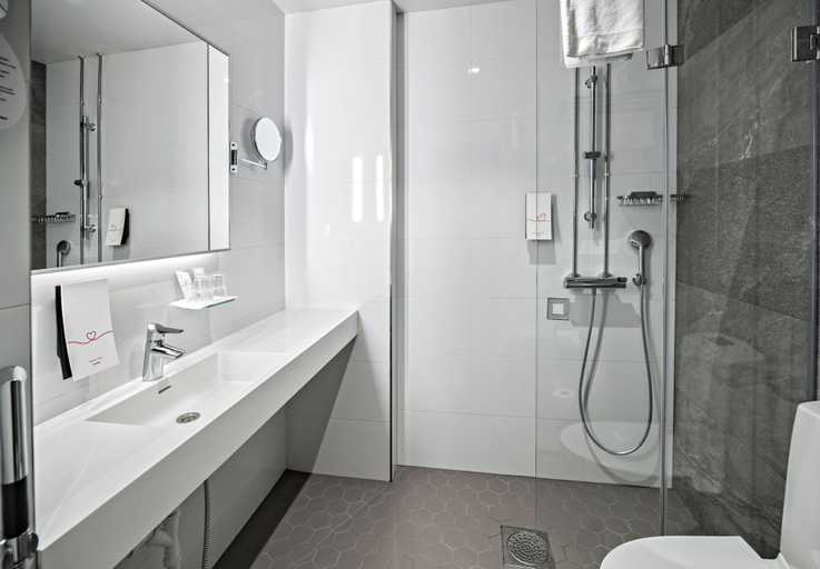 Bathroom 5, Original Sokos Hotel Vaakuna Pori, Satakunta