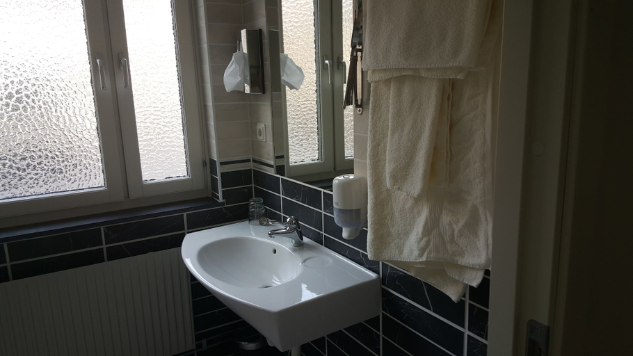 Bathroom 5, Sure Hotel by Best Western Algen, Östersund