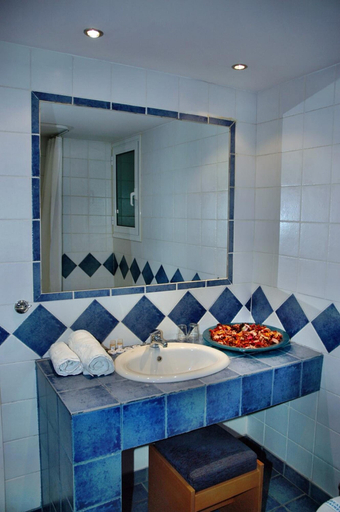 Bathroom 4, Elena, Central Greece