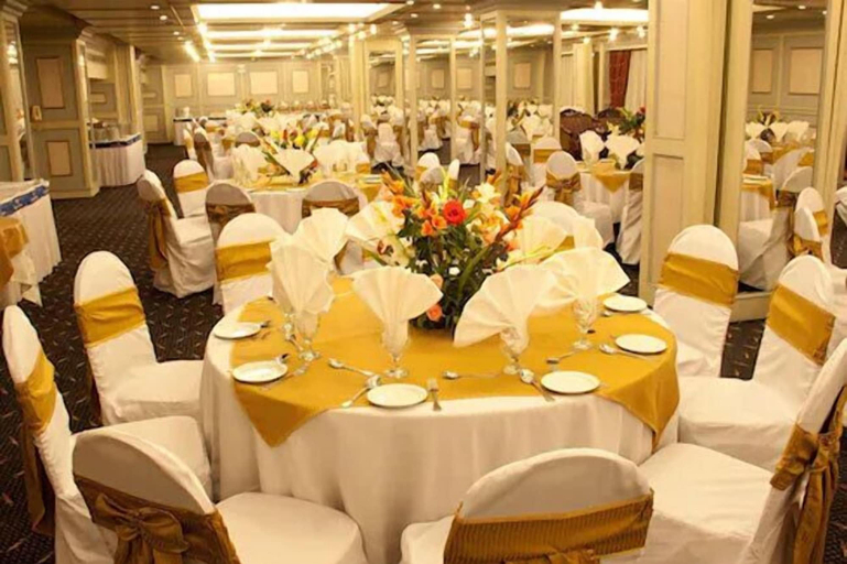 Food & Drinks 4, Regent Plaza Hotel & Convention Centre, Karachi