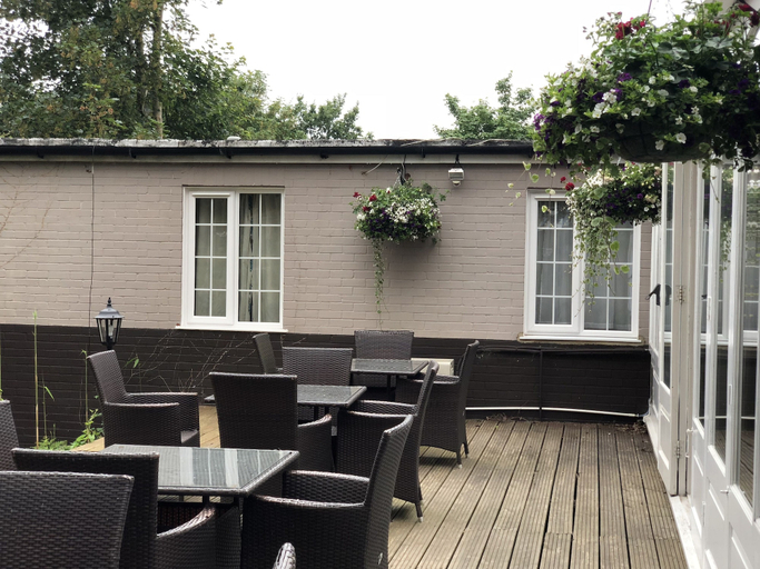 Food & Drinks 5, Falcon, Hampshire