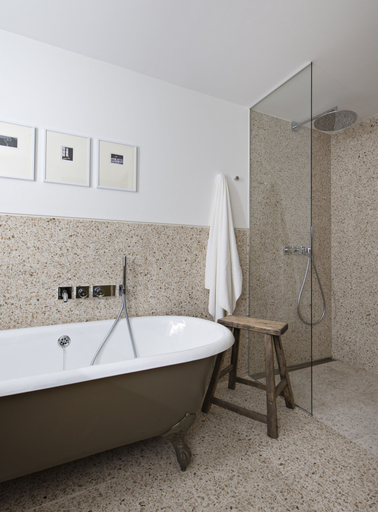 Bathroom 5, Auberge Du Père Bise, Haute-Savoie