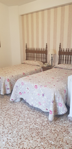 Bedroom 2, Hotel Andalucia, Jaén