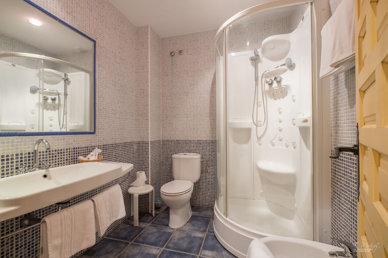 Bathroom 3, Hotel Las Batuecas, Salamanca