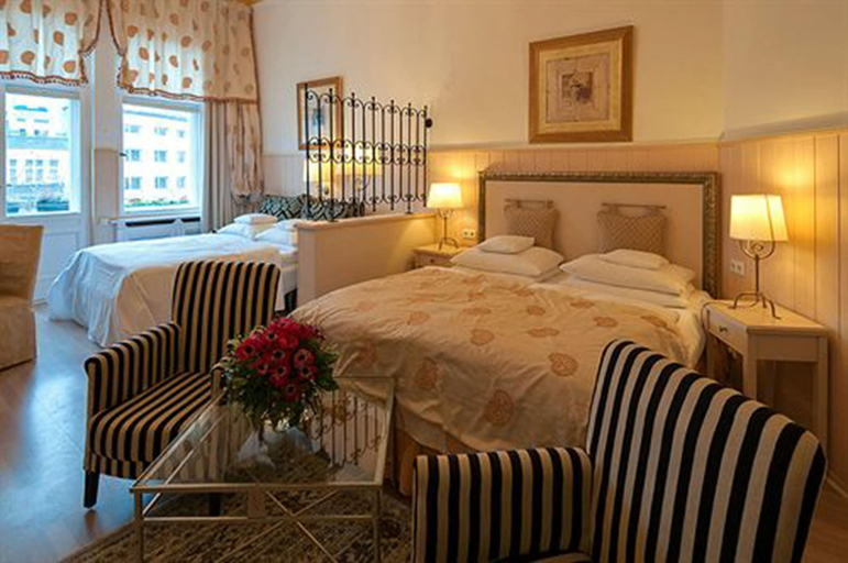 Bedroom 4, Hotel Augusta, Berlin