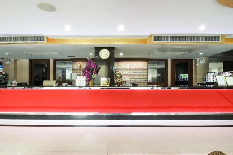 Public Area 4, Convenient Grand Hotel by Zuzu, K. Bang Sao Thon