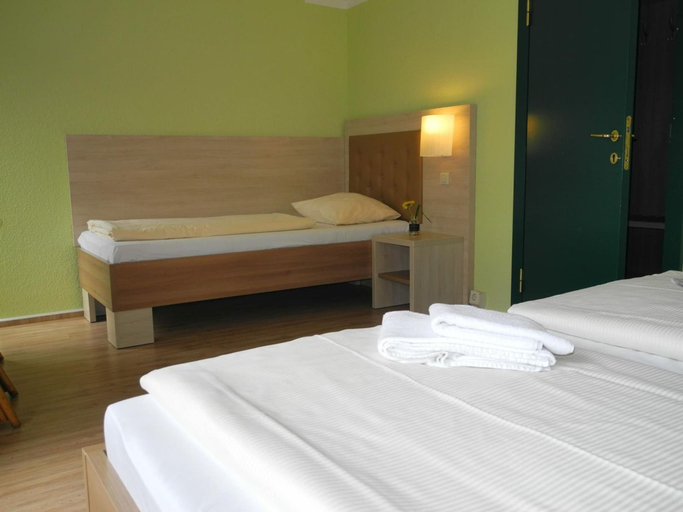 Bedroom 5, Waldhotel Wandlitz, Barnim