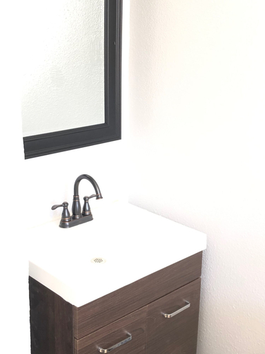 Bathroom 3, Hotel Sunnyside, San Francisco