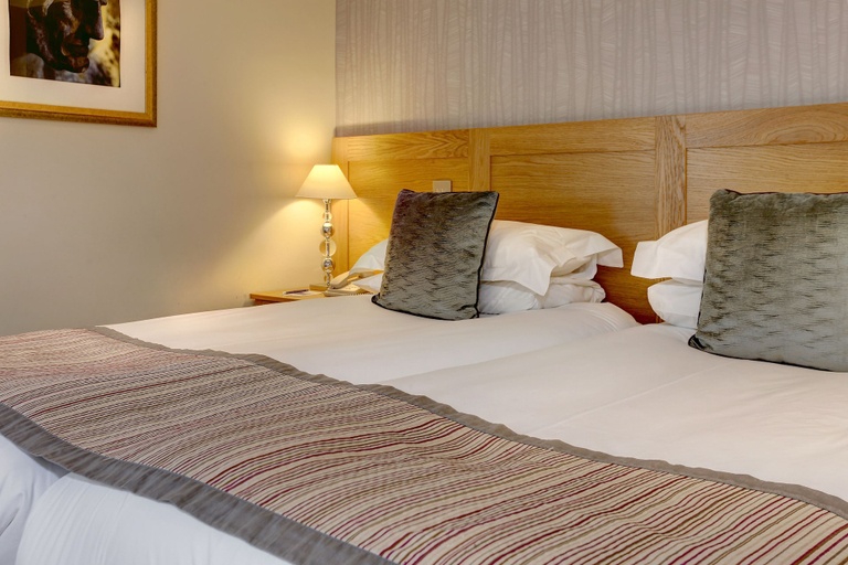 Bedroom 3, Cambridge Quy Mill Hotel & Spa in Cambridge, Cambridgeshire