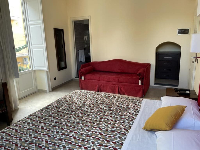 Bedroom 4, Blurooms, Napoli