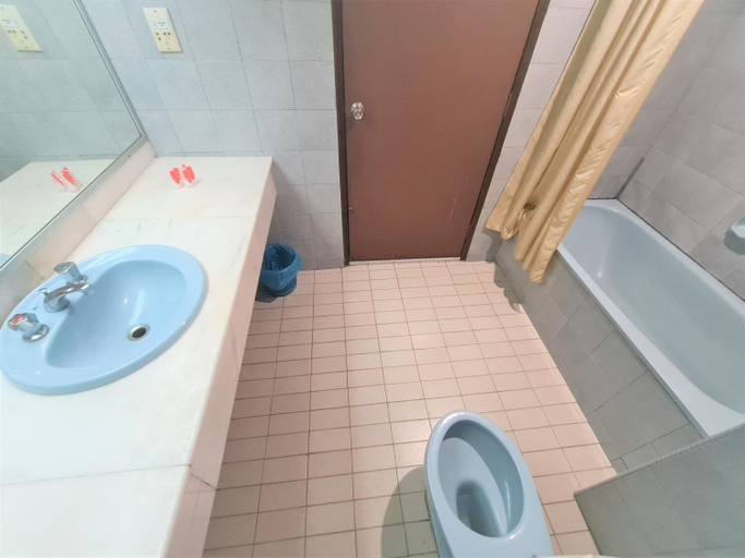 Bathroom 5, Anika Inn Kluang, Kluang