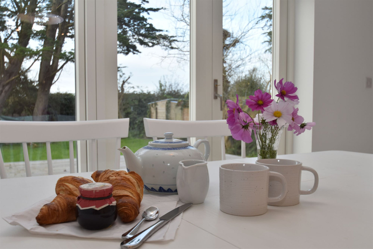 Food & Drinks, Seaside Retreat - Rye Harbour, East Sussex