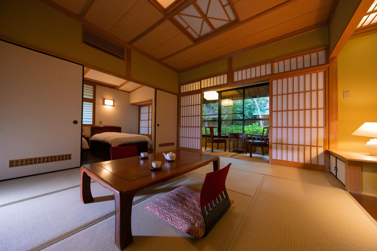 Bedroom 4, Yufuin Baien Garden Resort, Yufu