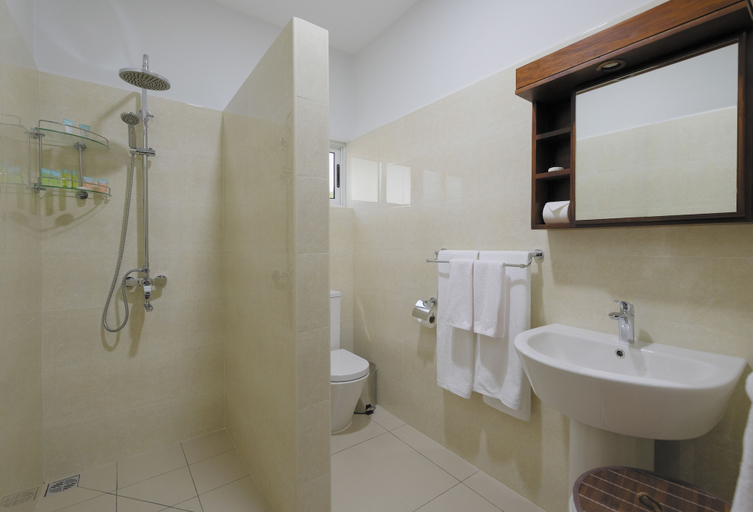 Bathroom 5, The Seaboards Apartments Seychelles