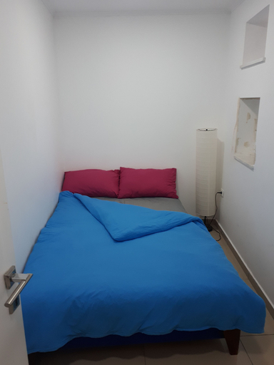 Bedroom 3, I'm Jerusalem, Jerusalem