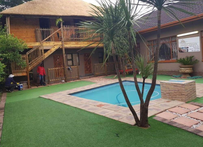 Sport & Beauty 5, Lauren Palace Guest House, Sedibeng
