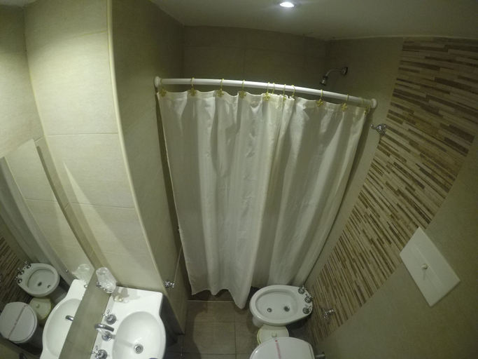 Bathroom 4, Hotel Catedral, General Pueyrredón