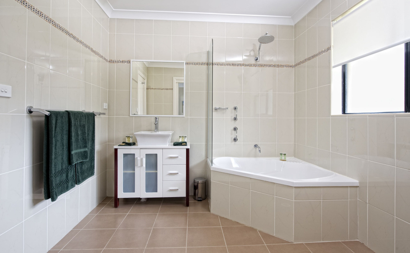 Bathroom 4, Dolphin Shores, Shoalhaven - Pt B