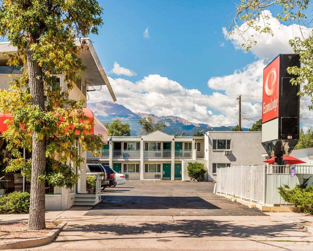 Exterior & Views 1, Econo Lodge Colorado Springs Downtown, El Paso