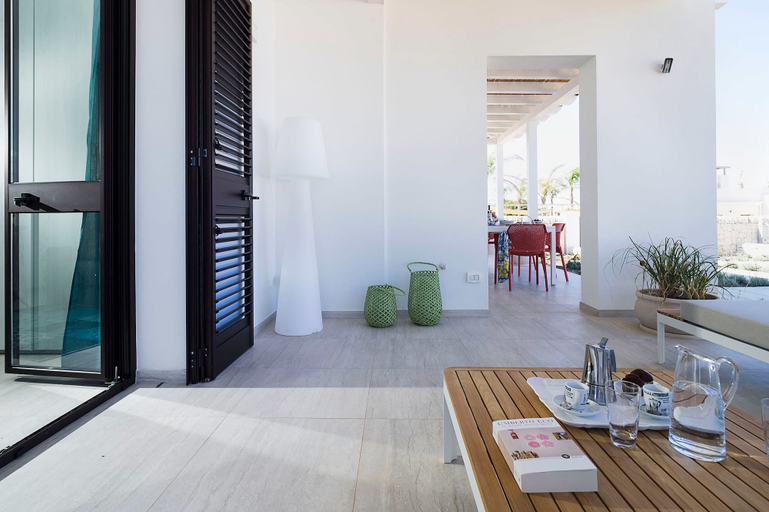 Others 4, San Lorenzo - Rosmarino, Syracuse