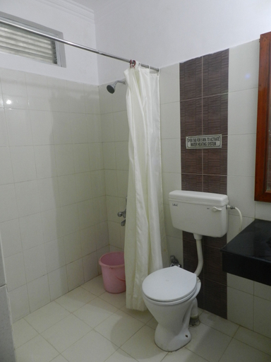 Bathroom 4, EuroStar Inn, Chhatarpur