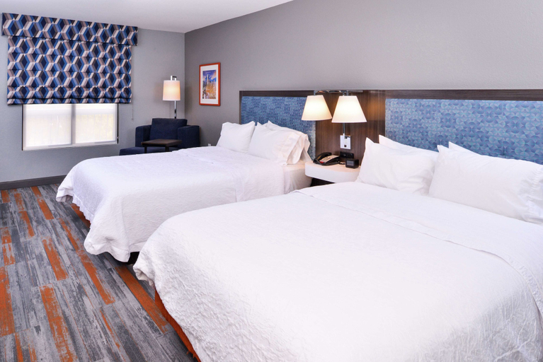 Bedroom 3, Hampton Inn & Suites Legacy Park-Frisco, Collin