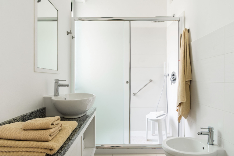 Bathroom 3, Flatty Apartments - Camillo Vacani, Milano