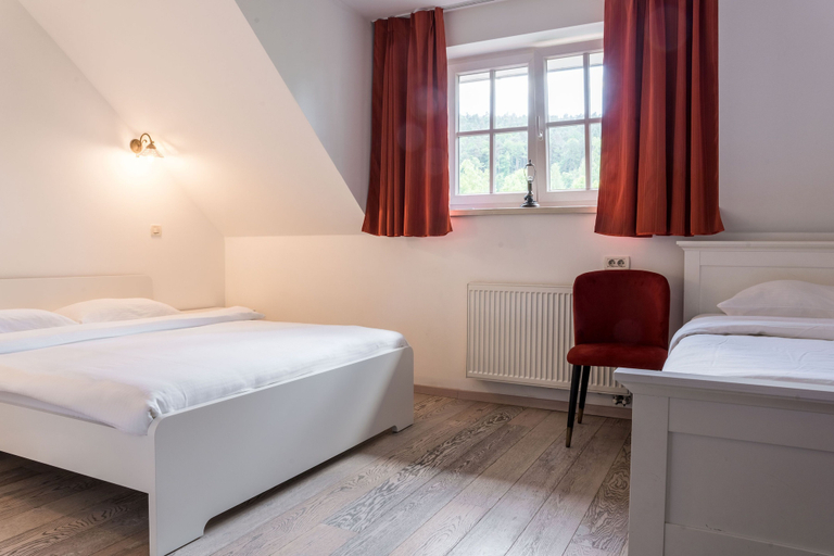 Bedroom 3, Hotel Morea, Ljubljana