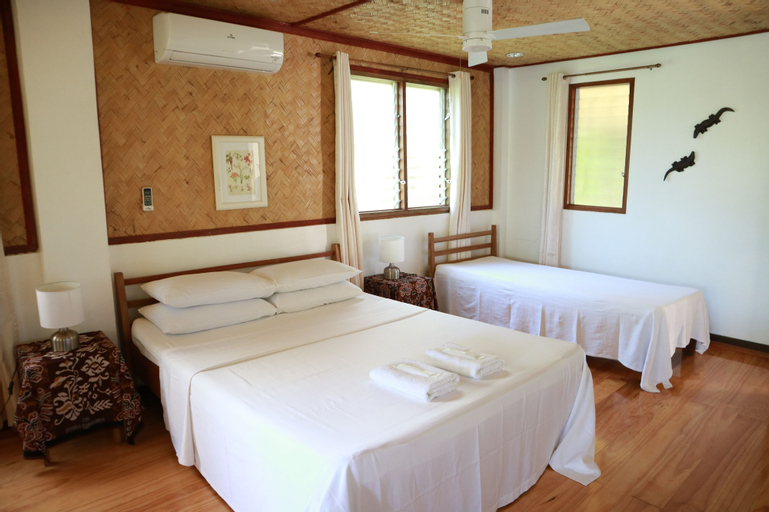 Bedroom 3, Golden Monkey Cottages, El Nido