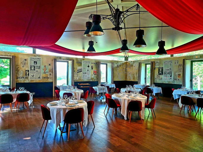 Food & Drinks 4, Domaine De Barres, Lozère