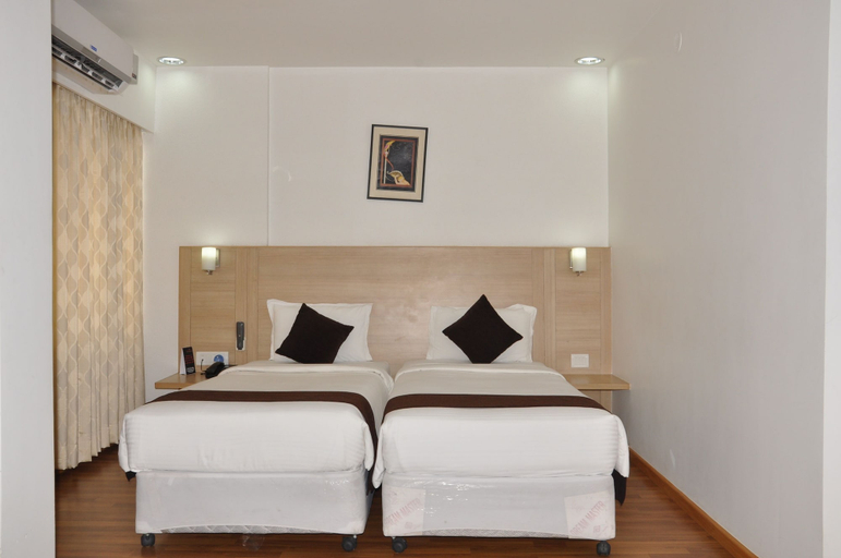 Bedroom 3, The Ambient Turrent, Bangalore
