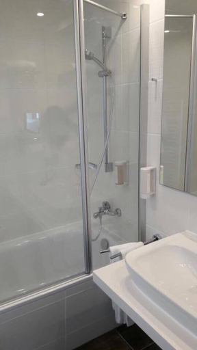 Bathroom 5, NOVINA Sleep Inn Herzogenaurach, Erlangen-Höchstadt