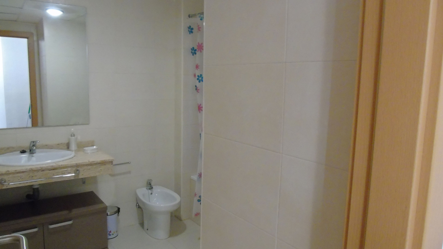 Bathroom 3, Apartamentos Laguna Playa, Almería