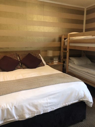 Bedroom 3, The Dog and Partridge Country Inn, Staffordshire