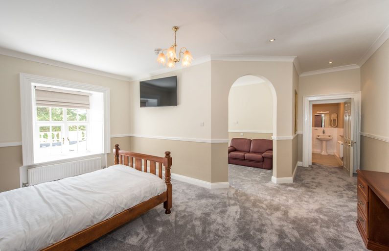 Bedroom 3, Greenway Manor Hotel