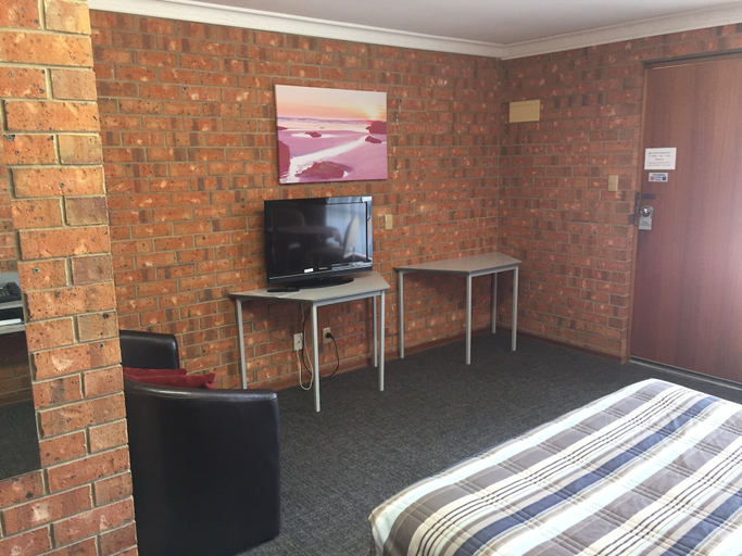 Bedroom 3, Kadina Gateway Motor Inn, Copper Coast