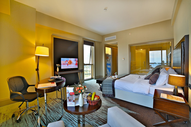 Bedroom 3, Ramada by Wyndham Iskenderun, İskenderun