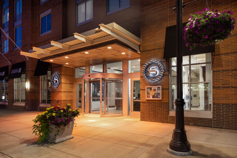 Exterior & Views 2, Sheraton Duluth Hotel, Saint Louis