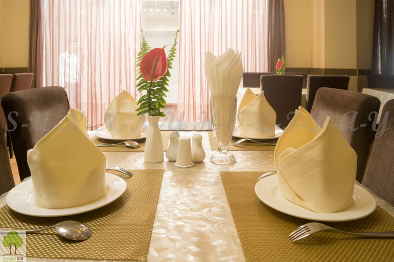 Food & Drinks 5, Sunny Holiday Hotel, Yangon