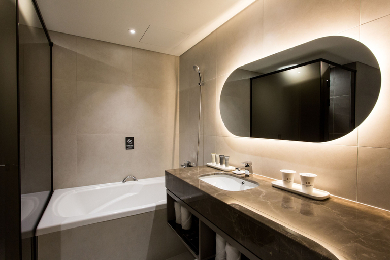 Bathroom 3, Hotel Inter Burgo Wonju, Wonju