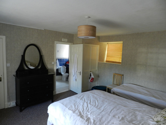 Bedroom 2, The Castle Hotel, Scottish Borders