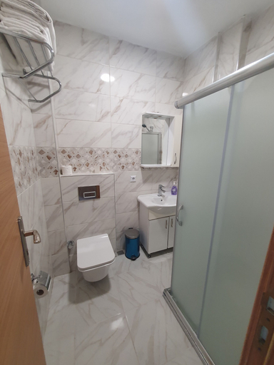 Bathroom 5, Efe Apart Hotel, Fatih